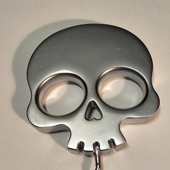 Fred Bar Bones Corkscrew Solid Silver Colored Skull Head Corkscrew 5" x 2.75" - Picture 4 of 6